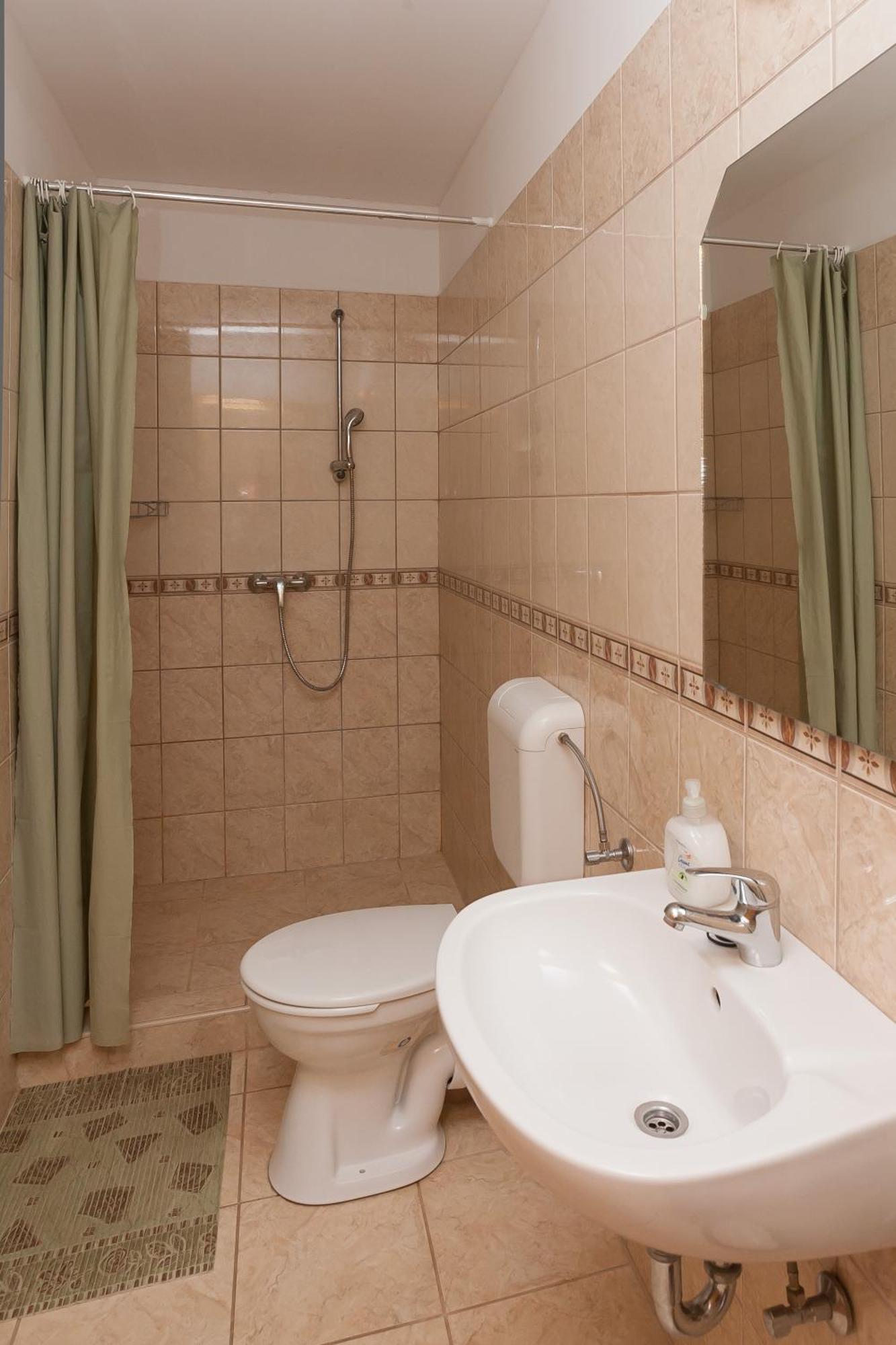 Paratlan Apartmanhaz Szilvásvárad المظهر الخارجي الصورة